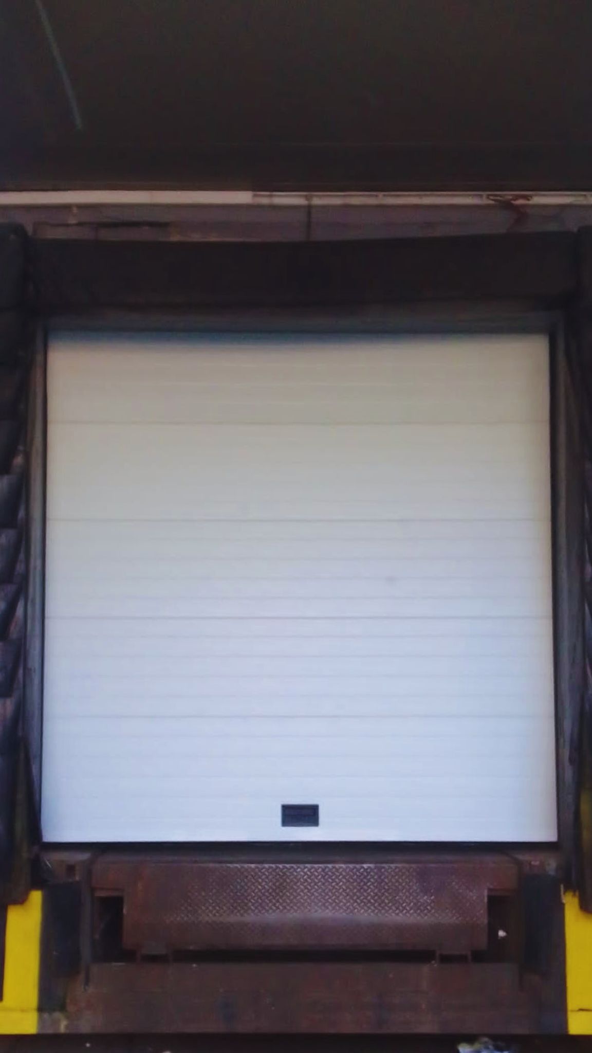 puertas de naves industriales