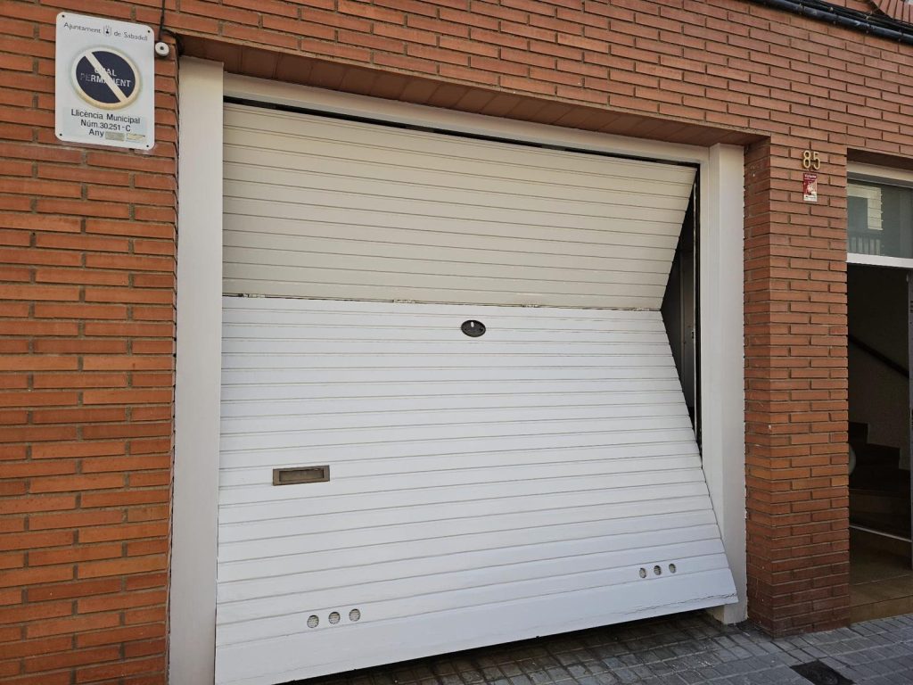 Puerta de Parking